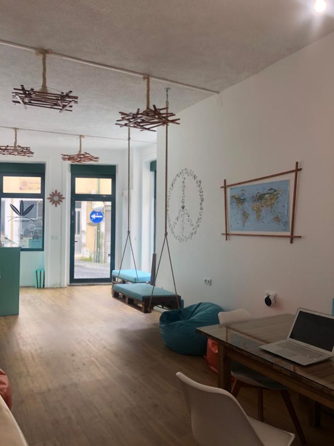 Douro Surf Hostel Вила Нова ди Гая Екстериор снимка