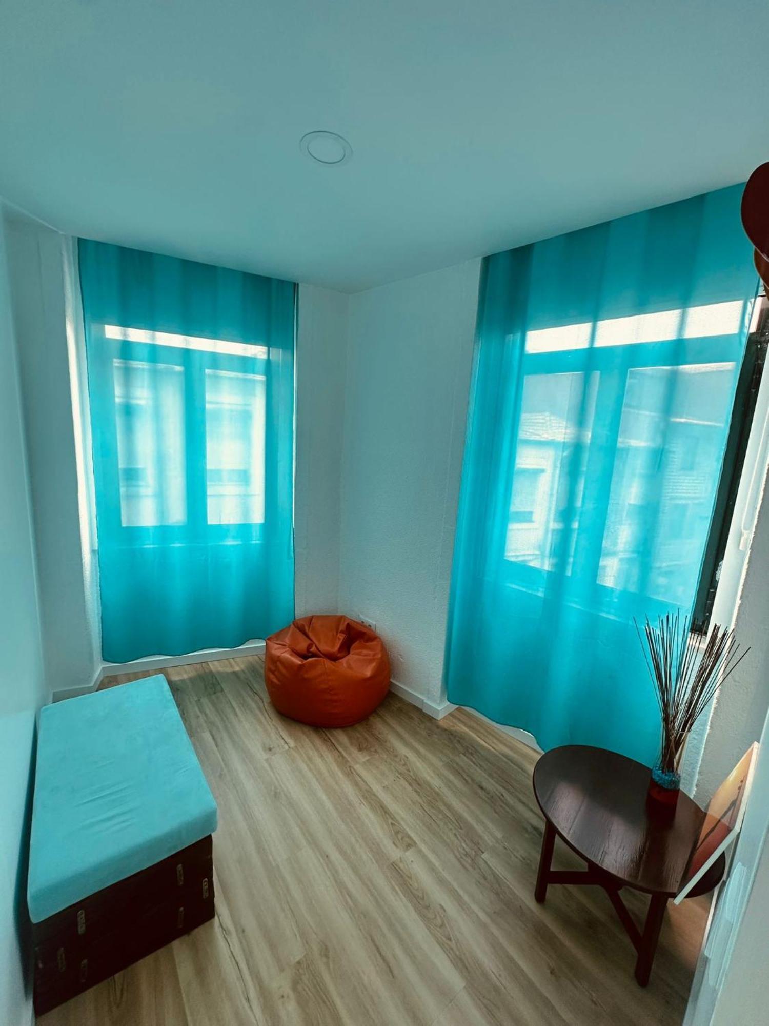 Douro Surf Hostel Вила Нова ди Гая Екстериор снимка