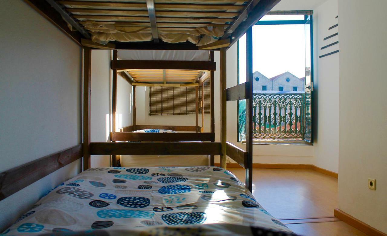 Douro Surf Hostel Вила Нова ди Гая Екстериор снимка